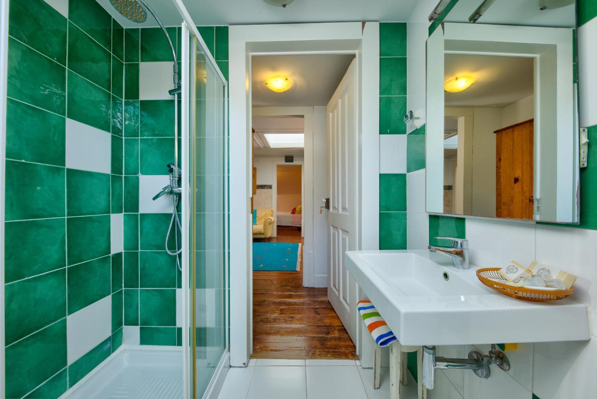 Adore Portugal Coimbra Guest House Екстер'єр фото