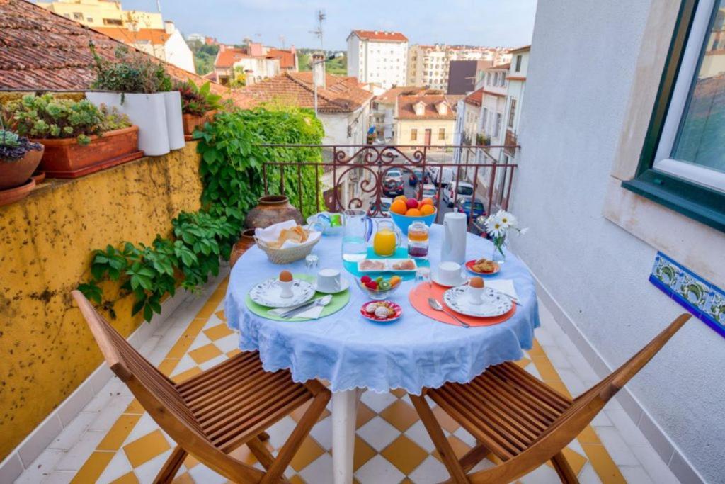 Adore Portugal Coimbra Guest House Екстер'єр фото